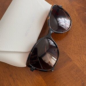 Michael Kors Stylish Sunglasses with Case